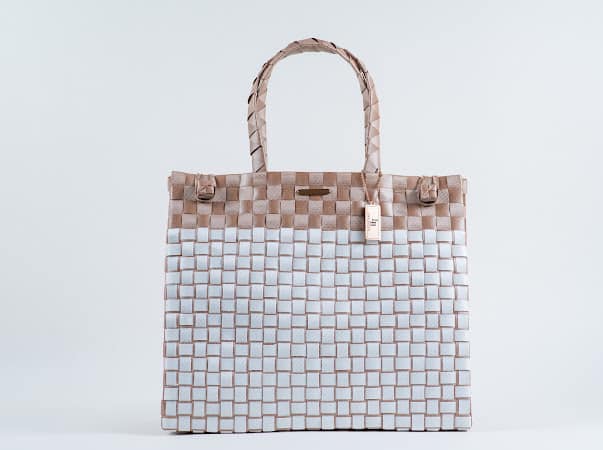 ANNIE Hand Bag